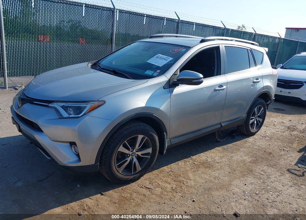 2018 TOYOTA RAV4 XLE VIN: JTMRFREV6JJ205252
