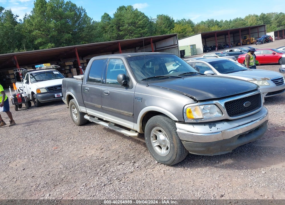 2003 FORD F-150 LARIAT/XLT VIN: 1FTRW07L43KA95774