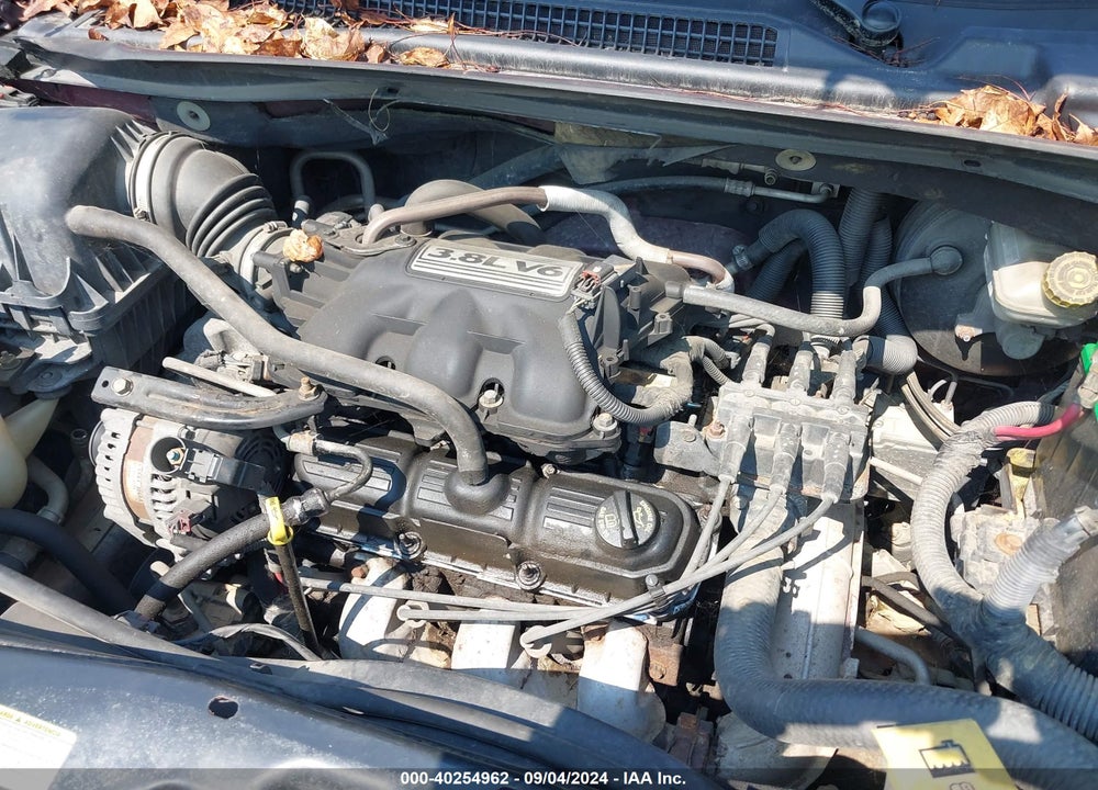 2008 CHRYSLER TOWN & COUNTRY TOURING VIN: 2A8HR54P18R731916