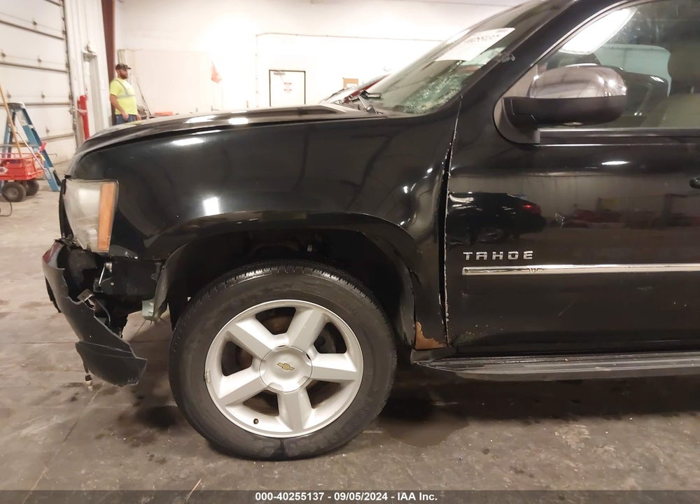 2012 CHEVROLET TAHOE LTZ VIN: 1GNSKCE02CR297261
