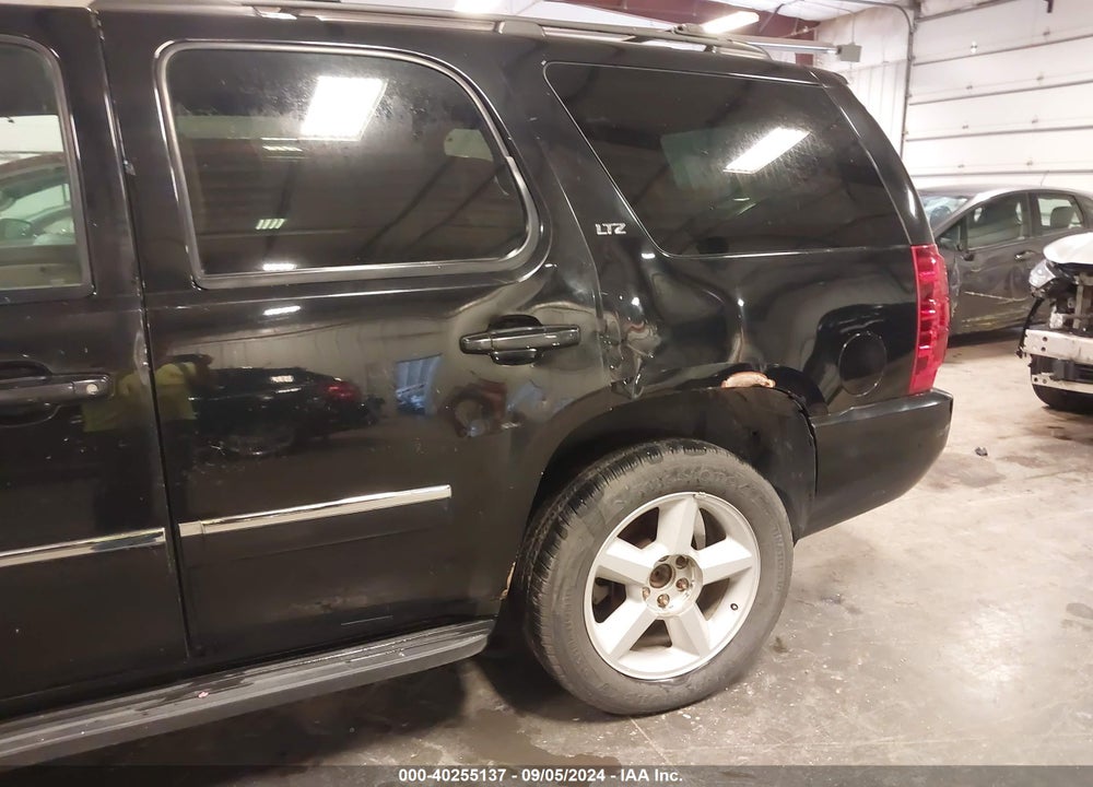 2012 CHEVROLET TAHOE LTZ VIN: 1GNSKCE02CR297261