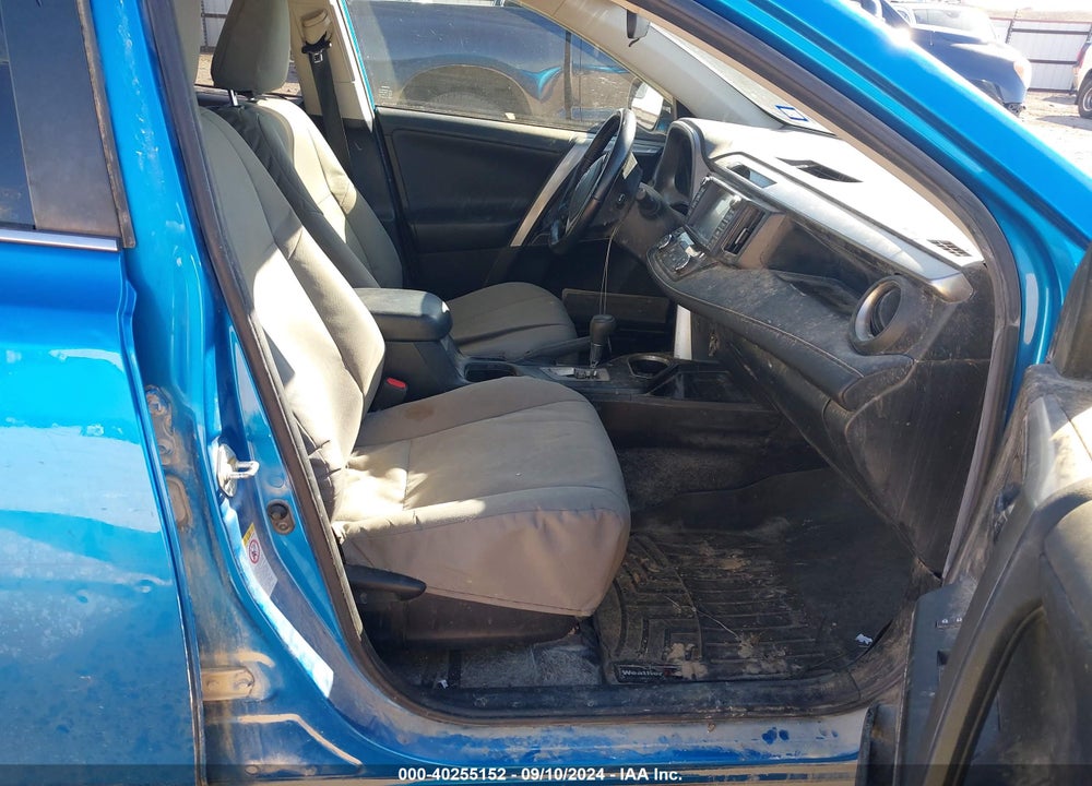 2016 TOYOTA RAV4 HYBRID XLE VIN: JTMRJREV4GD020946
