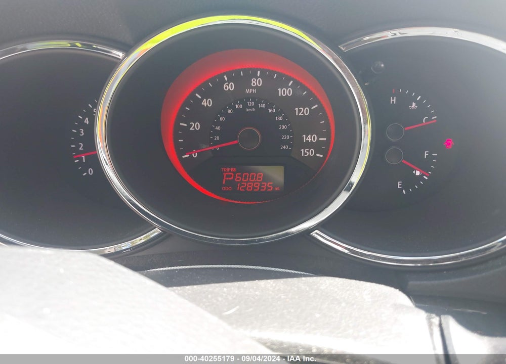 2011 KIA SORENTO SX V6 VIN: 5XYKWDA20BG175912