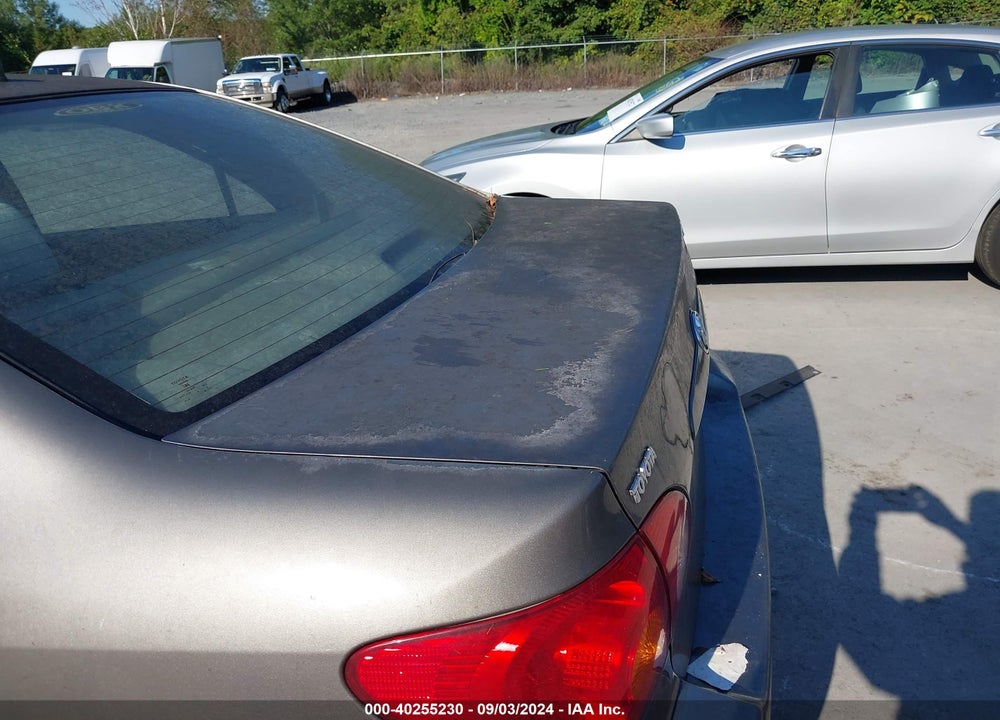 2003 TOYOTA COROLLA LE VIN: 2T1BR38E13C098627