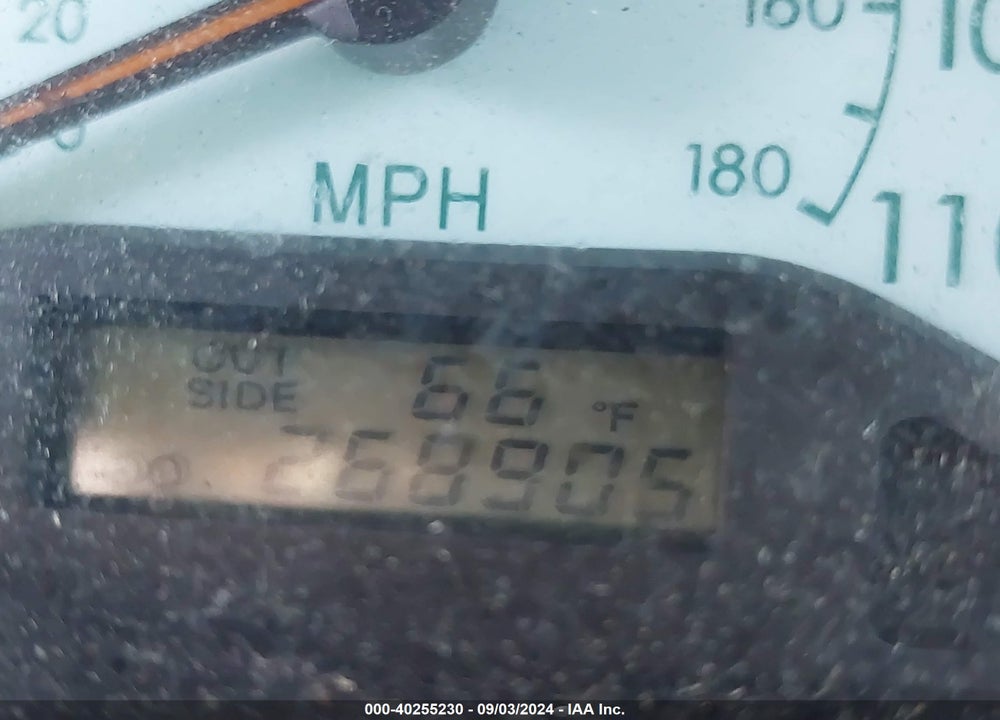 2003 TOYOTA COROLLA LE VIN: 2T1BR38E13C098627