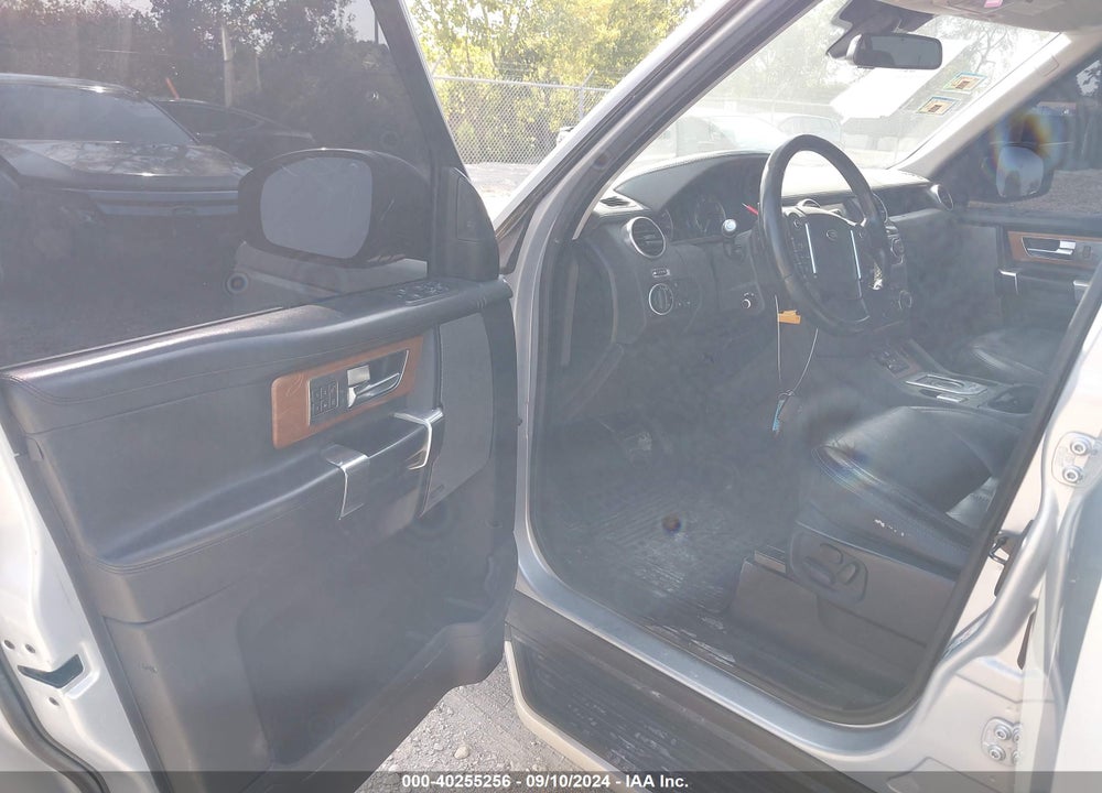 2015 LAND ROVER LR4 VIN: SALAK2V61FA776673