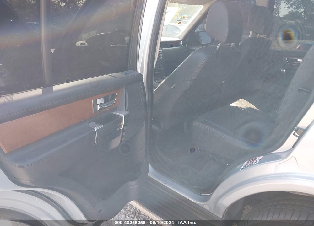 2015 LAND ROVER LR4 VIN: SALAK2V61FA776673