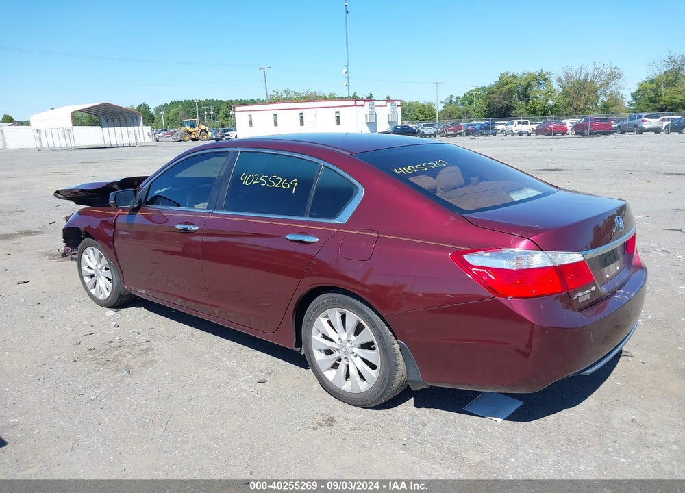 2015 HONDA ACCORD EX VIN: 1HGCR2F70FA016979
