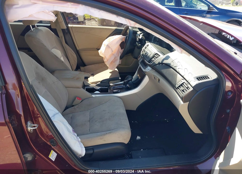 2015 HONDA ACCORD EX VIN: 1HGCR2F70FA016979