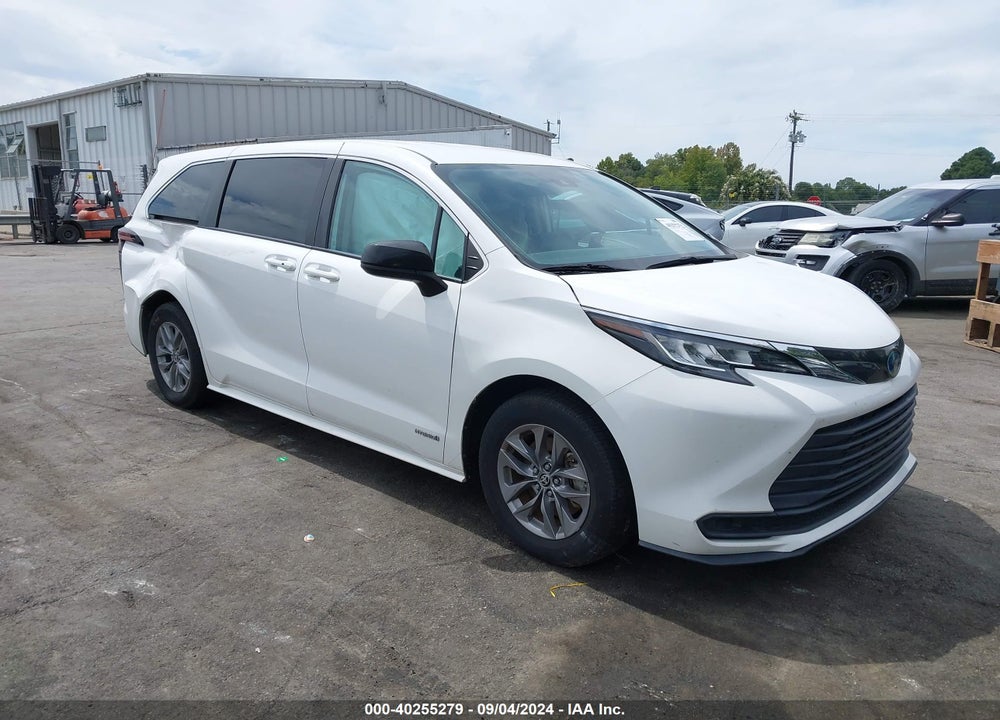 2021 TOYOTA SIENNA LE VIN: 5TDKRKEC5MS026464