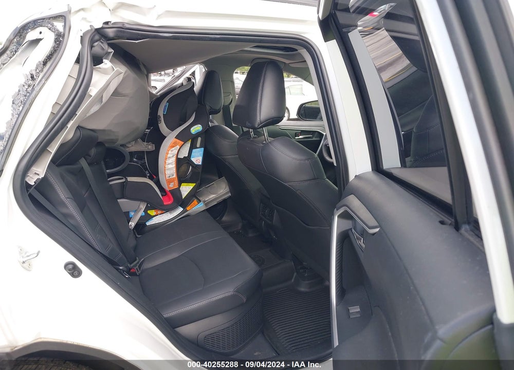 2022 TOYOTA RAV4 HYBRID XLE PREMIUM VIN: JTMB6RFVXND068384
