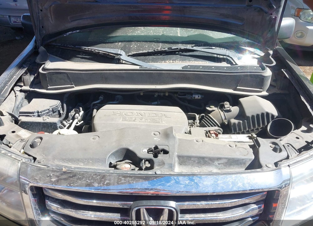 2011 HONDA PILOT EX VIN: 5FNYF4H47BB006687