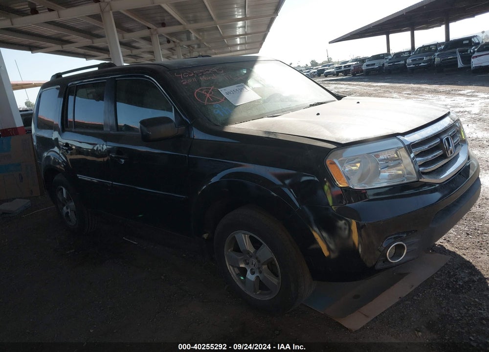 2011 HONDA PILOT EX VIN: 5FNYF4H47BB006687