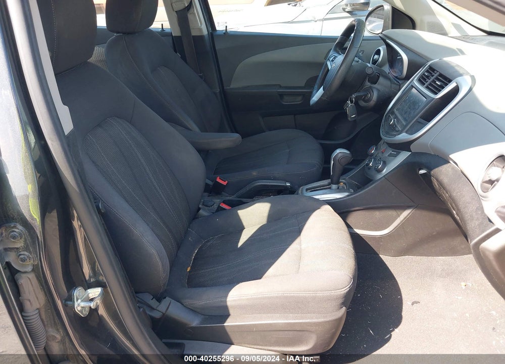 2017 CHEVROLET SONIC VIN: 1G1JD5SH4H4121071