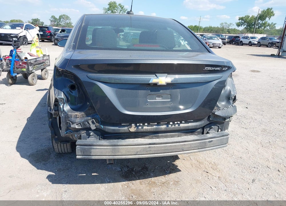 2017 CHEVROLET SONIC VIN: 1G1JD5SH4H4121071