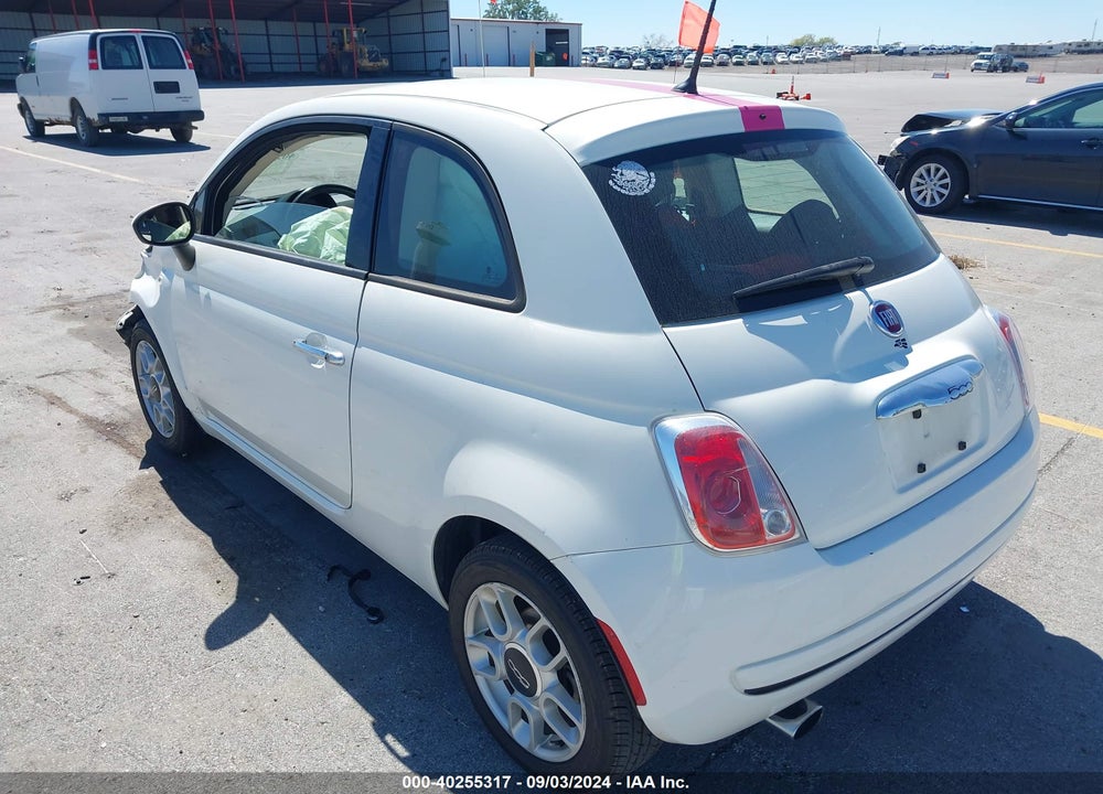 2015 FIAT 500 POP VIN: 3C3CFFAR6FT581824