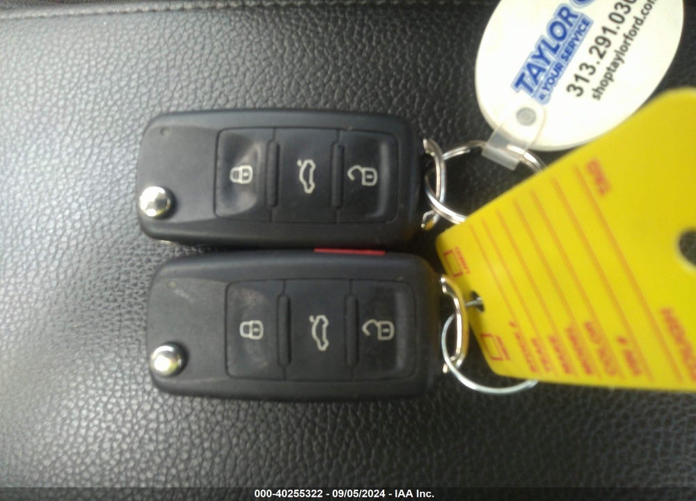 2014 VOLKSWAGEN JETTA 1.8T SEL VIN: 3VWL17AJ3EM374470