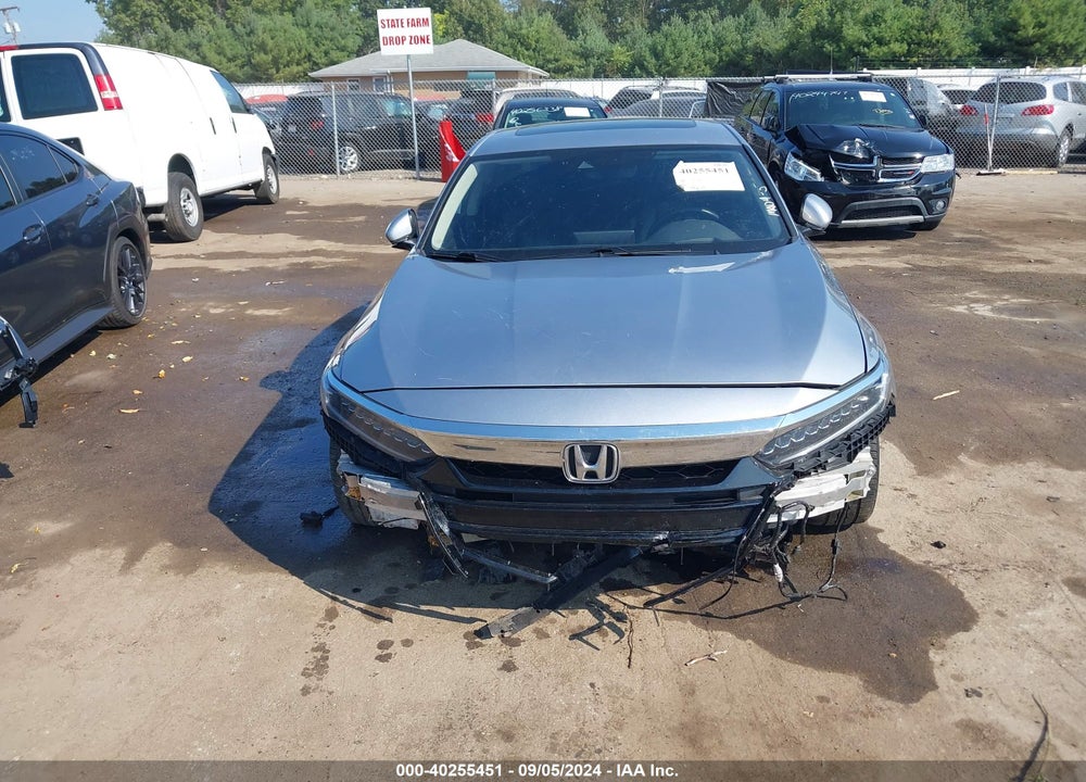 2019 HONDA ACCORD HYBRID TOURING VIN: 1HGCV3F9XKA021183