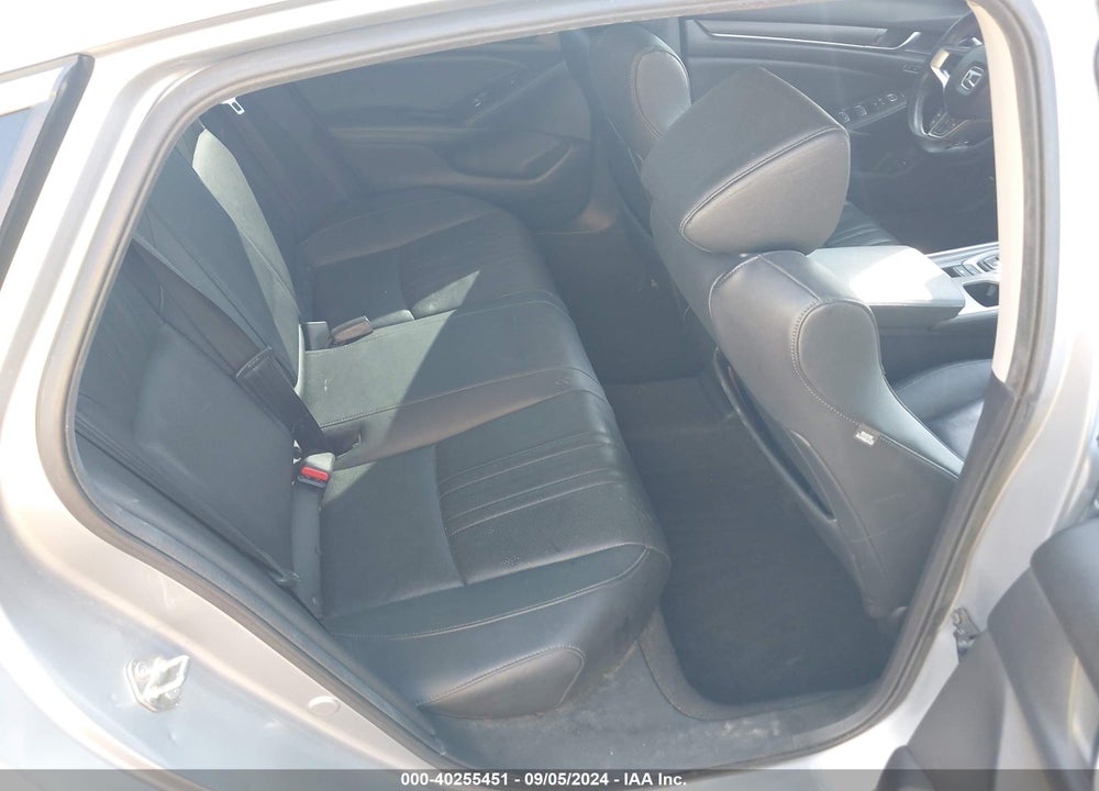 2019 HONDA ACCORD HYBRID TOURING VIN: 1HGCV3F9XKA021183