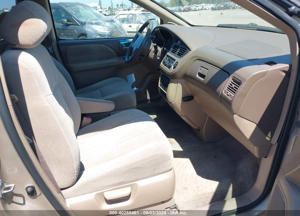 2003 TOYOTA SIENNA VIN: 4T3ZF13C03U534259