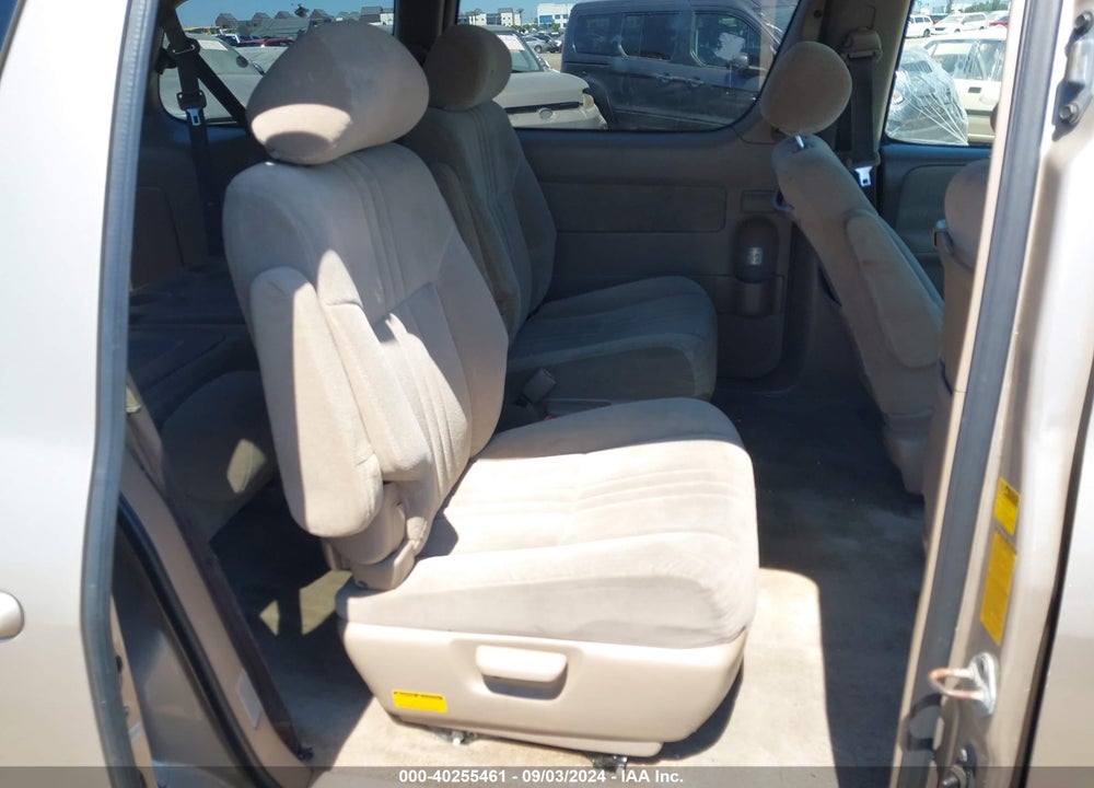 2003 TOYOTA SIENNA VIN: 4T3ZF13C03U534259