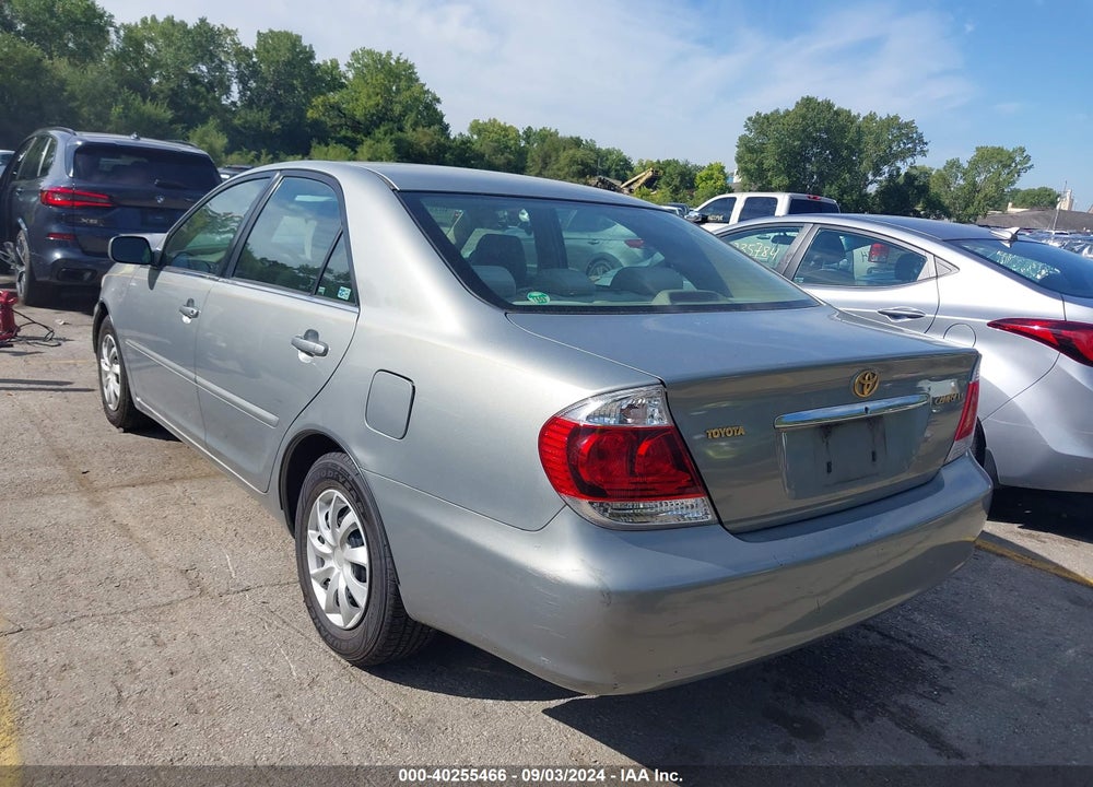 2005 TOYOTA CAMRY VIN: 4T1BE30KX5U575960
