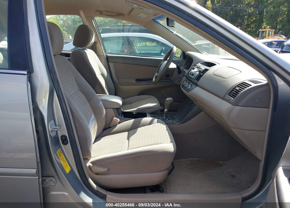 2005 TOYOTA CAMRY VIN: 4T1BE30KX5U575960