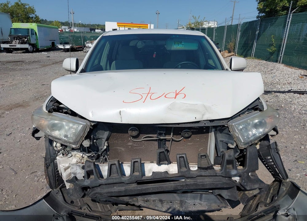2012 TOYOTA HIGHLANDER BASE V6 VIN: 5TDBK3EH7CS117837