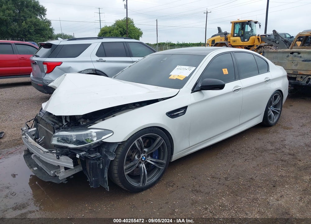 2014 BMW M5 VIN: WBSFV9C54ED097767