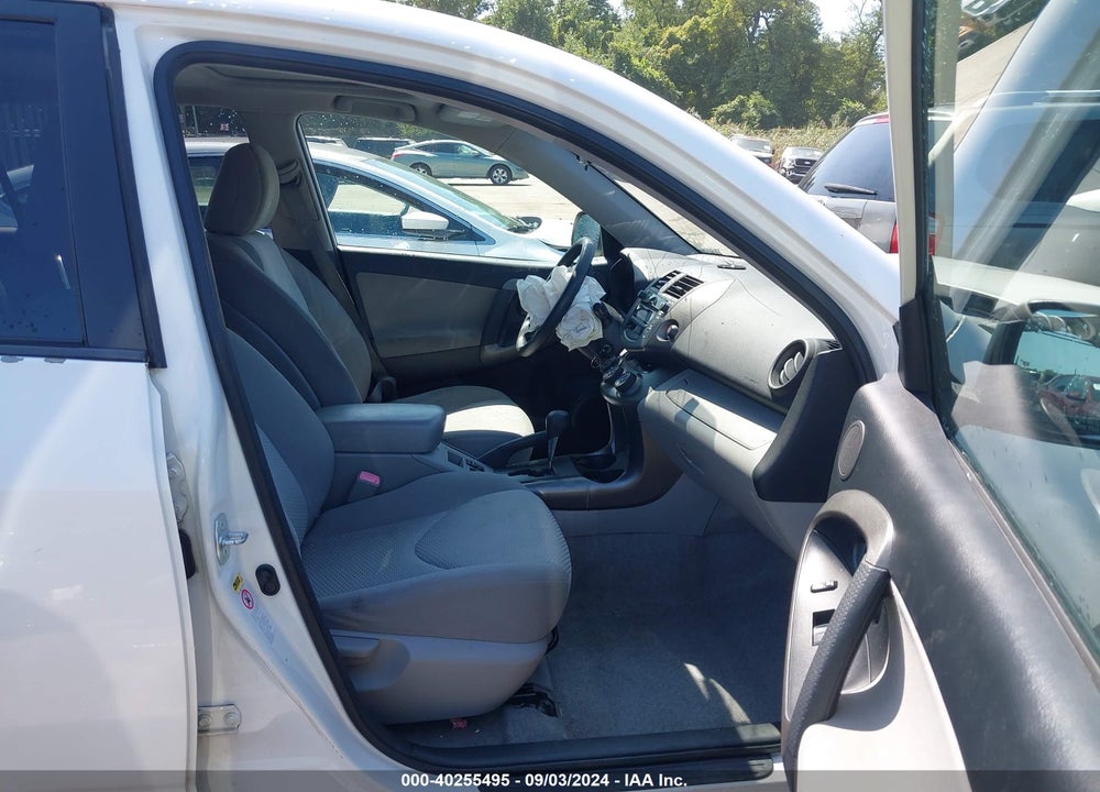 2011 TOYOTA RAV4 VIN: JTMBF4DV4B5041144