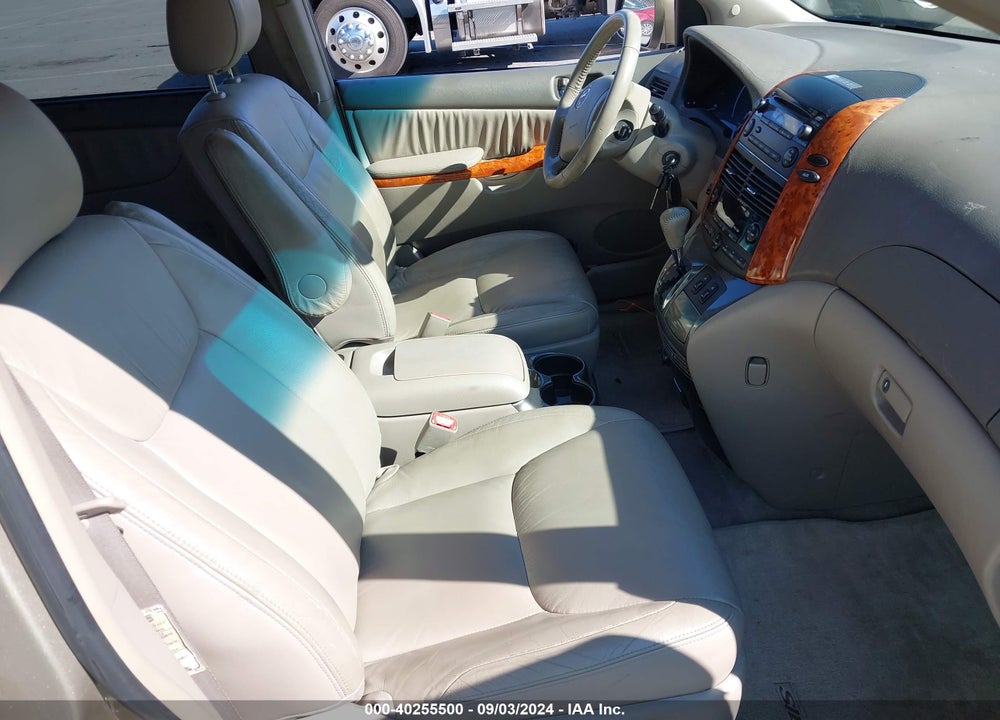 2007 TOYOTA SIENNA XLE VIN: 5TDZK22C07S017232
