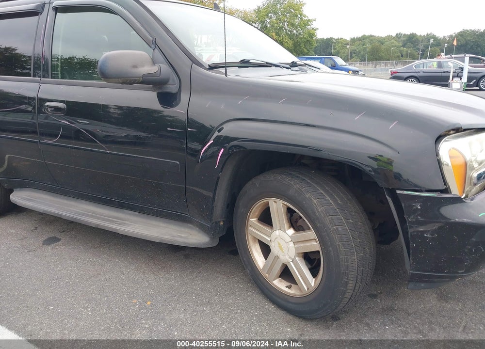 2008 CHEVROLET TRAILBLAZER LT VIN: 1GNDT13S582240387