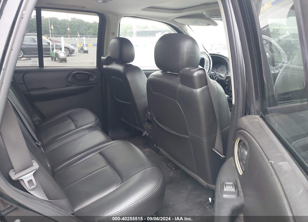 2008 CHEVROLET TRAILBLAZER LT VIN: 1GNDT13S582240387