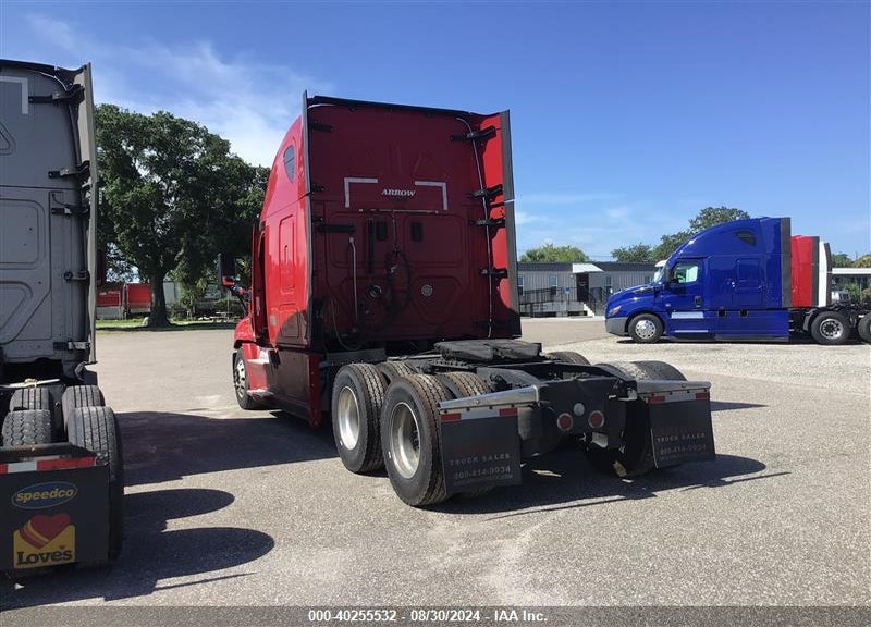 2017 FREIGHTLINER CASCADIA 125 VIN: 3AKJGLDRXHSHM5780