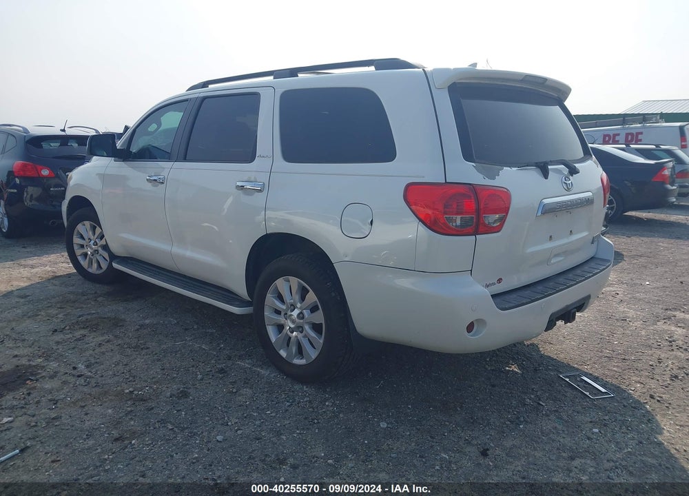 2011 TOYOTA SEQUOIA PLATINUM 5.7L V8 VIN: 5TDDY5G11BS041260
