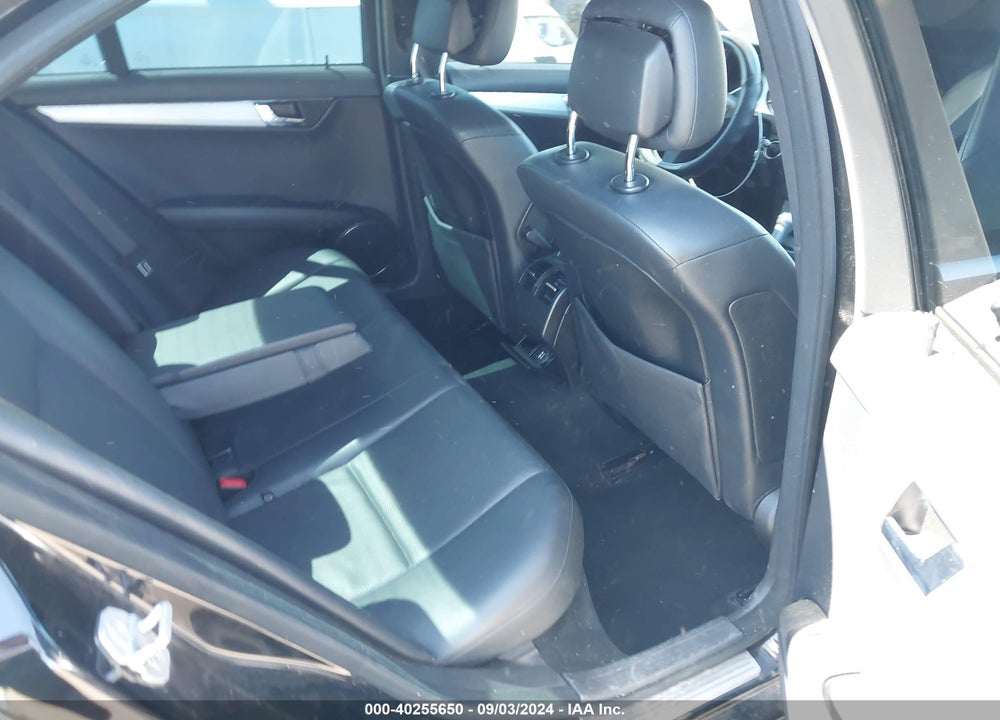 2008 MERCEDES-BENZ C 300 LUXURY/SPORT VIN: WDDGF54X68R032966