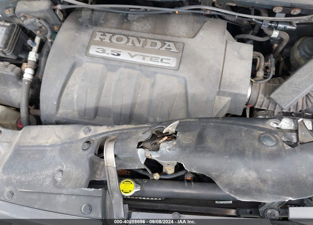 2005 HONDA PILOT VIN: 2HKYF18595H525124