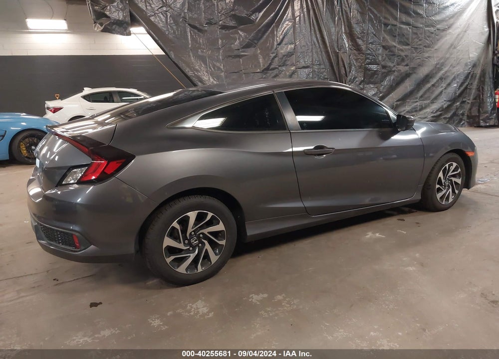 2017 HONDA CIVIC LX VIN: 2HGFC4B58HH310567