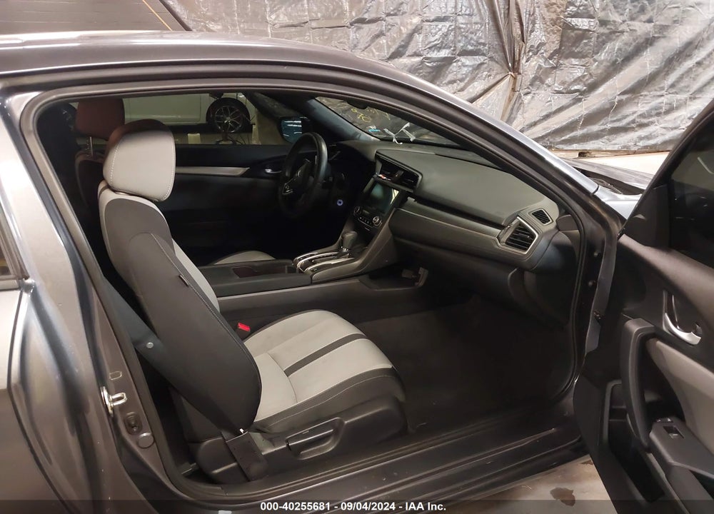 2017 HONDA CIVIC LX VIN: 2HGFC4B58HH310567