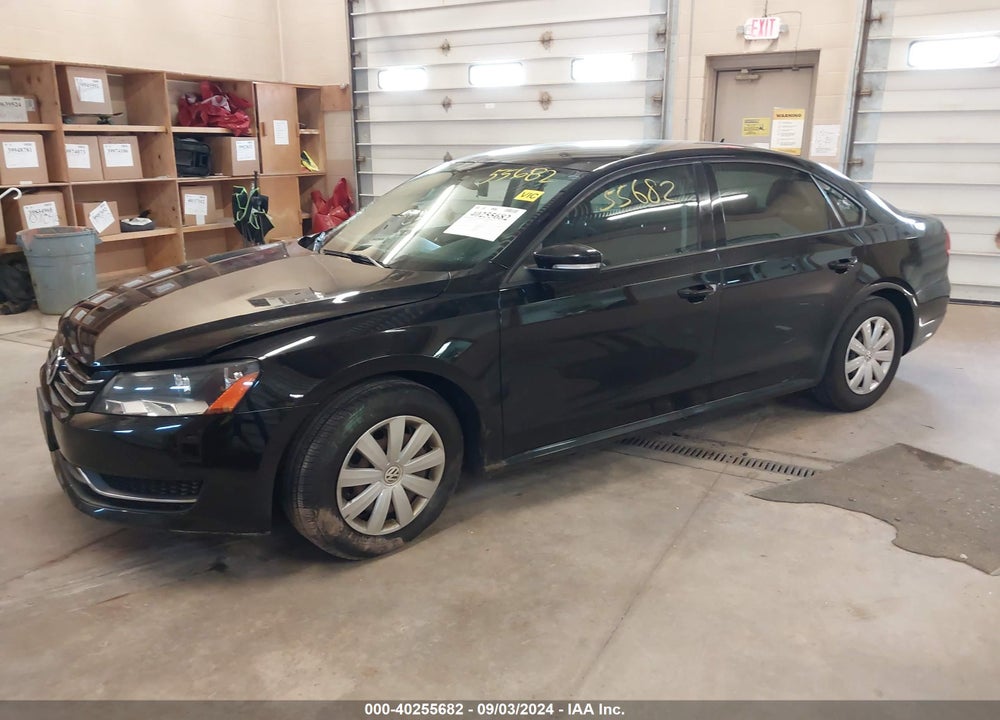2013 VOLKSWAGEN PASSAT 2.5L S VIN: 1VWAP7A30DC037987