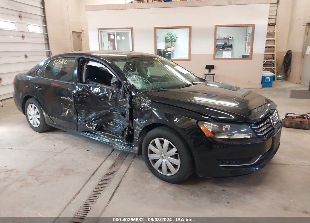 2013 VOLKSWAGEN PASSAT 2.5L S VIN: 1VWAP7A30DC037987