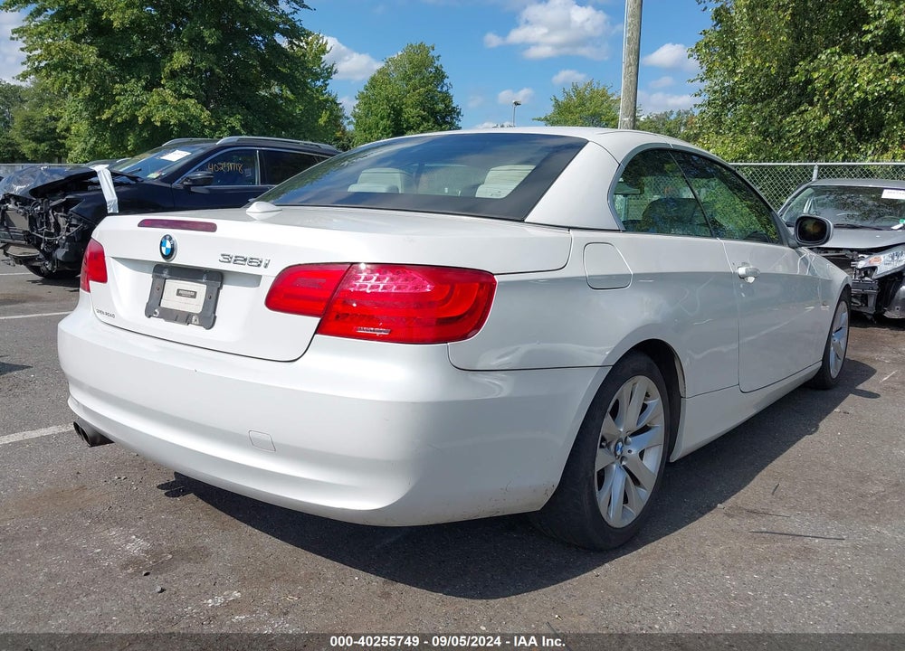 2011 BMW 328I VIN: WBADW7C50BE727304
