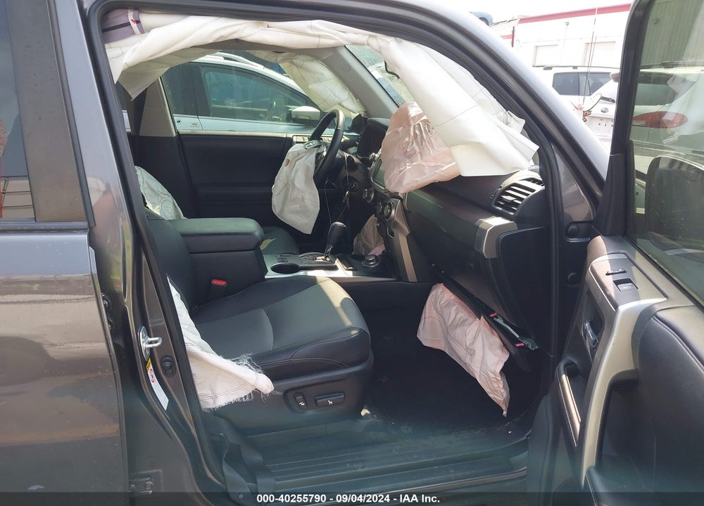 2018 TOYOTA 4RUNNER SR5 PREMIUM VIN: JTEBU5JR7J5590298