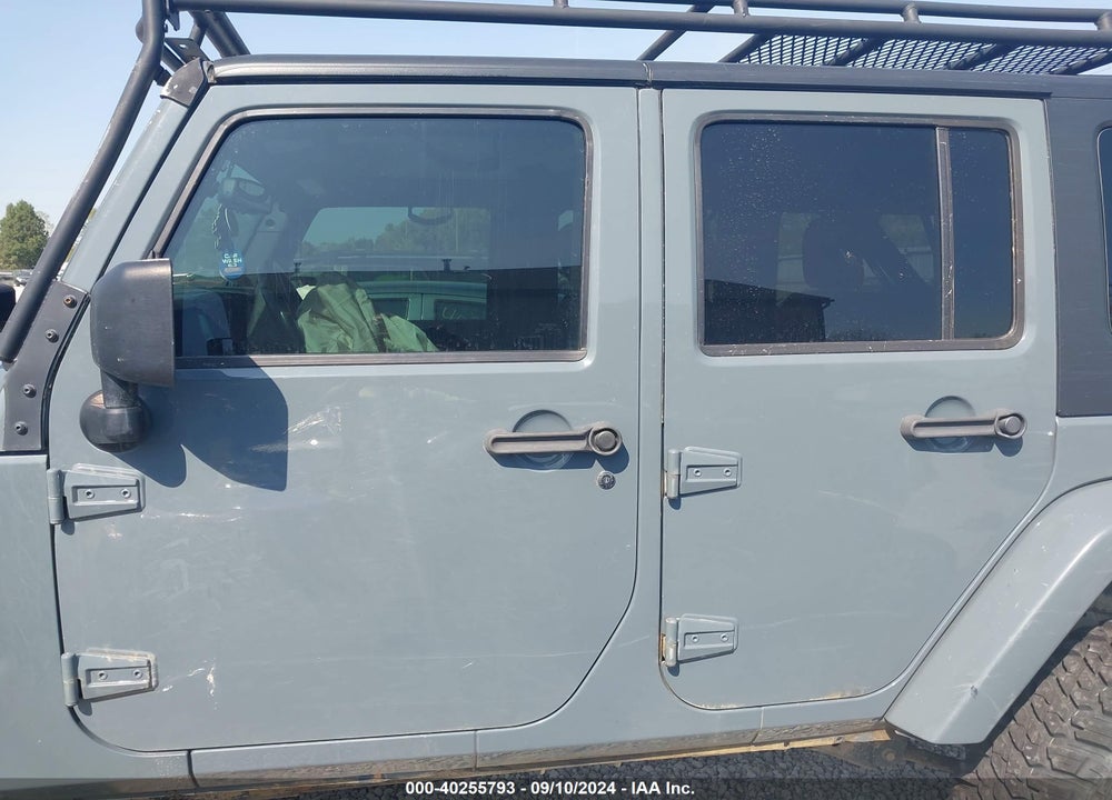 2014 JEEP WRANGLER UNLIMITED SAHARA VIN: 1C4BJWEG1EL260007