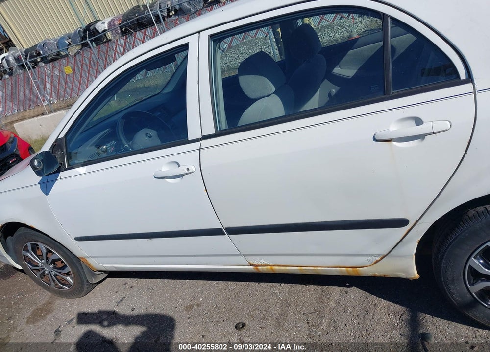 2004 TOYOTA COROLLA VIN: 2T1BR32E24C191828