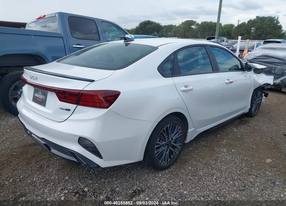 2024 KIA FORTE GT LINE VIN: 3KPF54ADXRE754838
