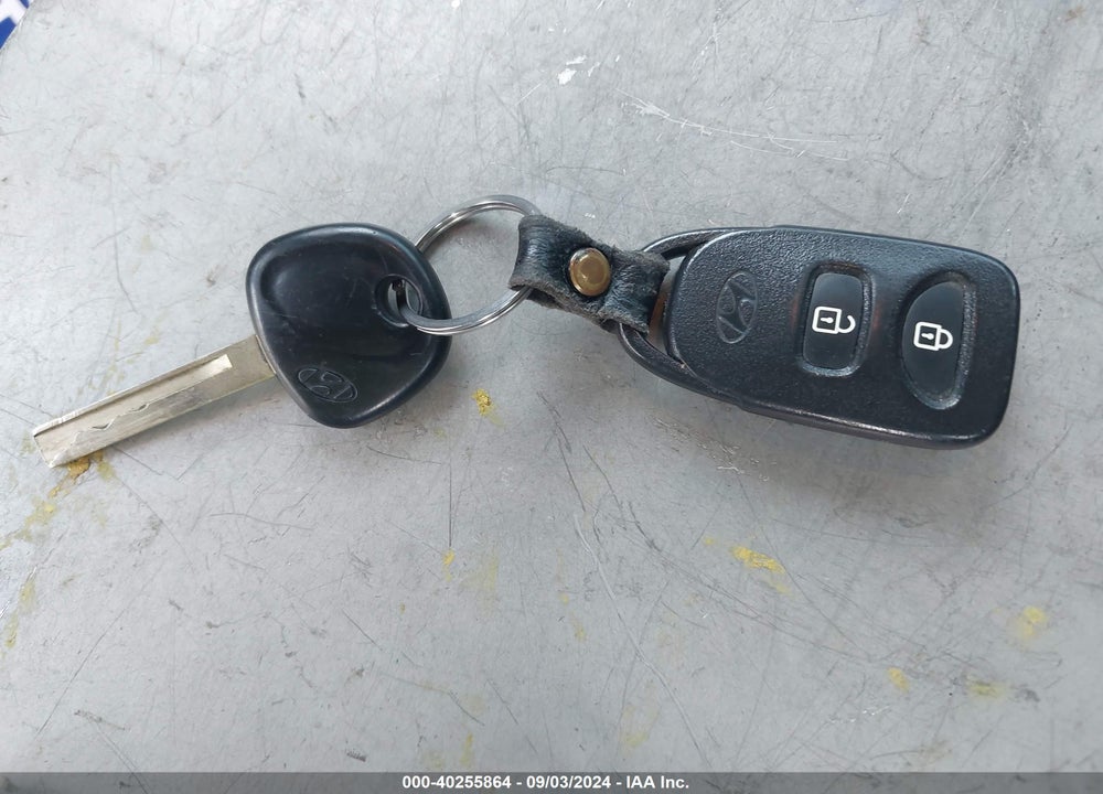 2014 HYUNDAI ACCENT SE VIN: KMHCU5AE4EU190275