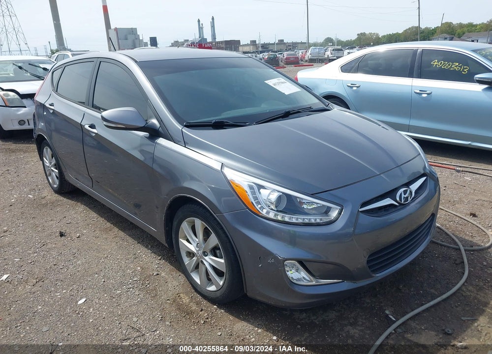 2014 HYUNDAI ACCENT SE VIN: KMHCU5AE4EU190275