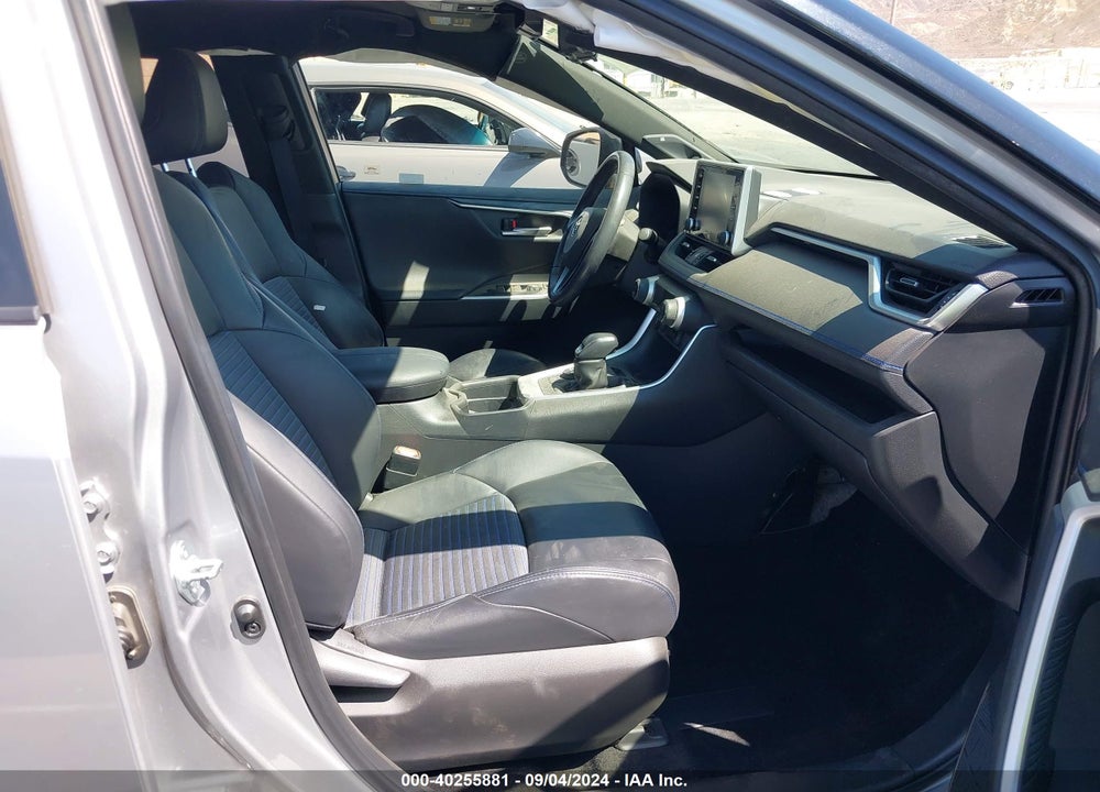 2019 TOYOTA RAV4 HYBRID XSE VIN: JTMEWRFV0KD515362