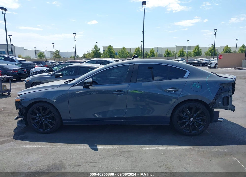 2022 MAZDA 3 CARBON EDITION VIN: 3MZBPACL4NM318429
